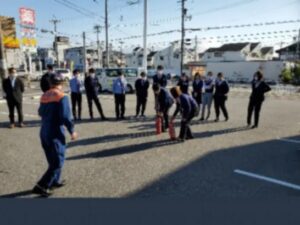 auショップ和泉大宮で消防訓練を行いました。